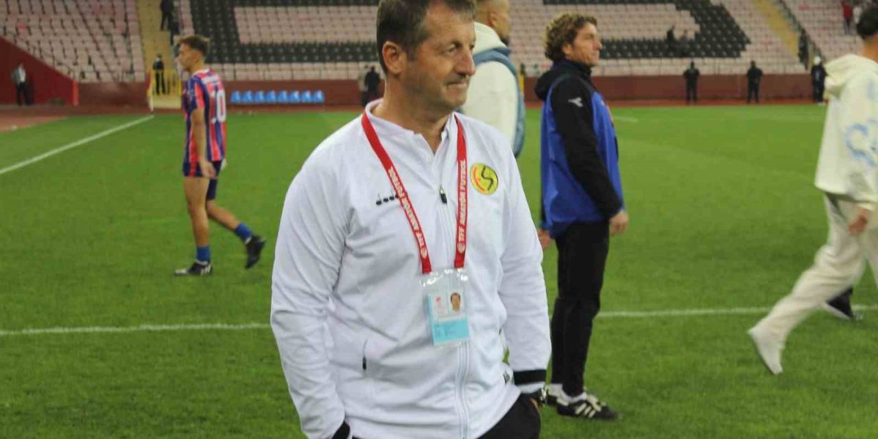 Eskişehirspor’da Teknik Direktör Ayrılığı