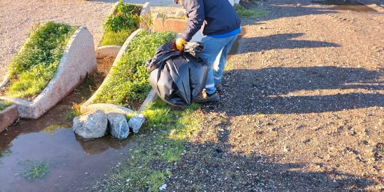 Marmaris’te Merkeze Uzak Mahallelerde Temizlik Çalışmalarını Sürdürüyor