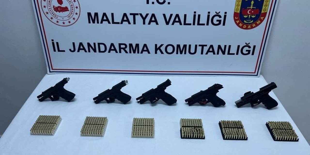 Jandarmadan Silah Kaçakçılarına Operasyon