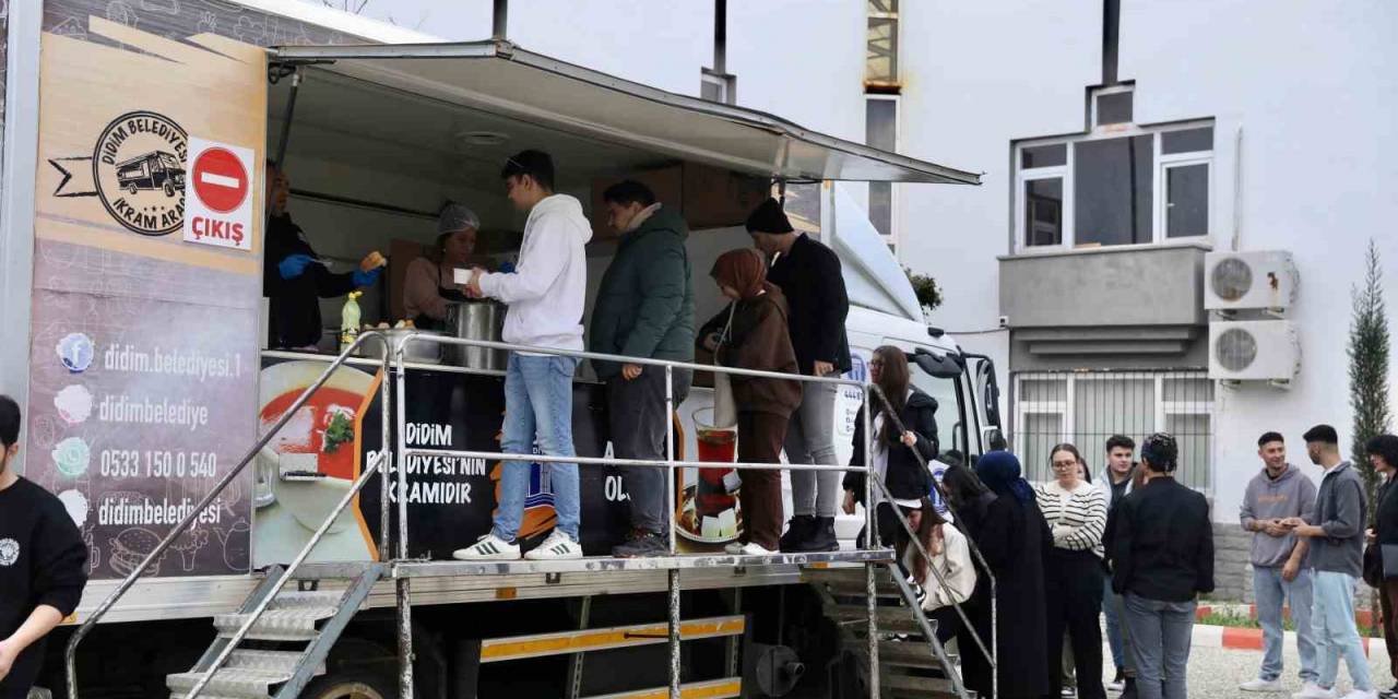 Didim Belediyesi’nden Çorba İkramı