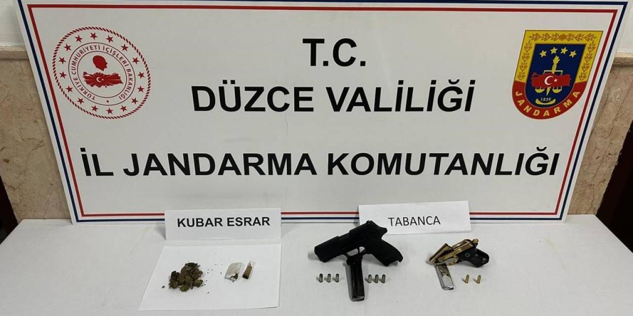 Şampuan Kutusunun İçinden Uyuşturucu Çıktı