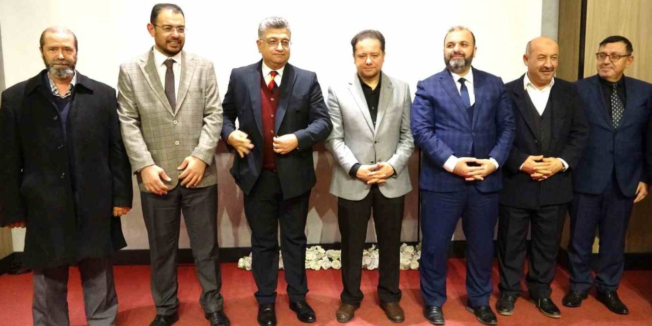 Kütahya’da ’şehitlerimiz, Filistin Ve Biz’ Konulu Konferans