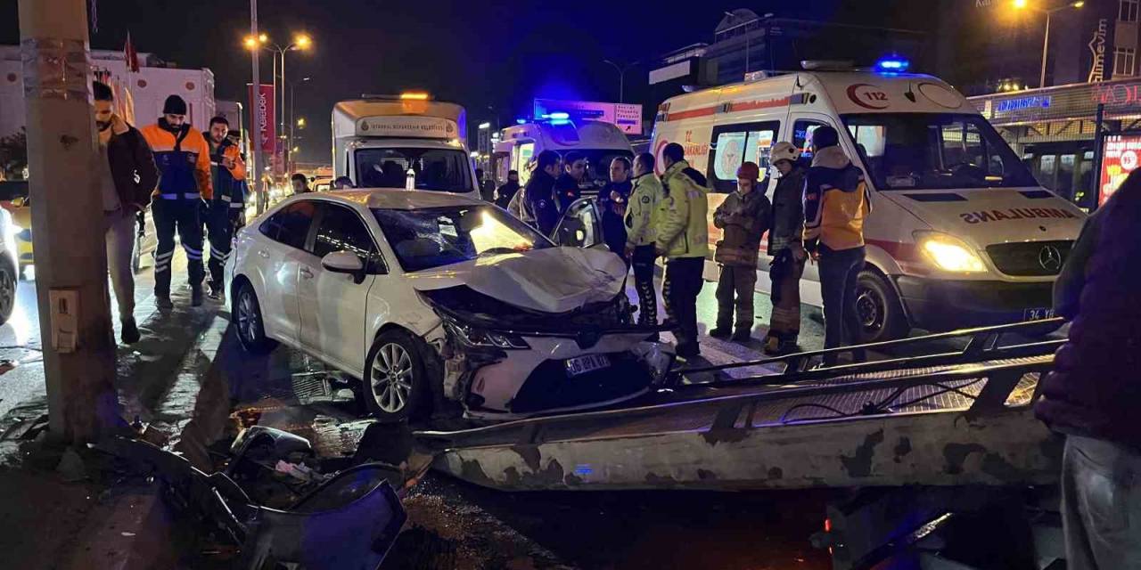 Avcılar E-5’te Trafik Kazası: 4 Yaralı