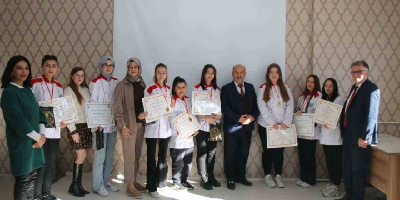 Müdür Başyiğit, Gastronomi Festivali Şampiyonlarını Kabul Etti