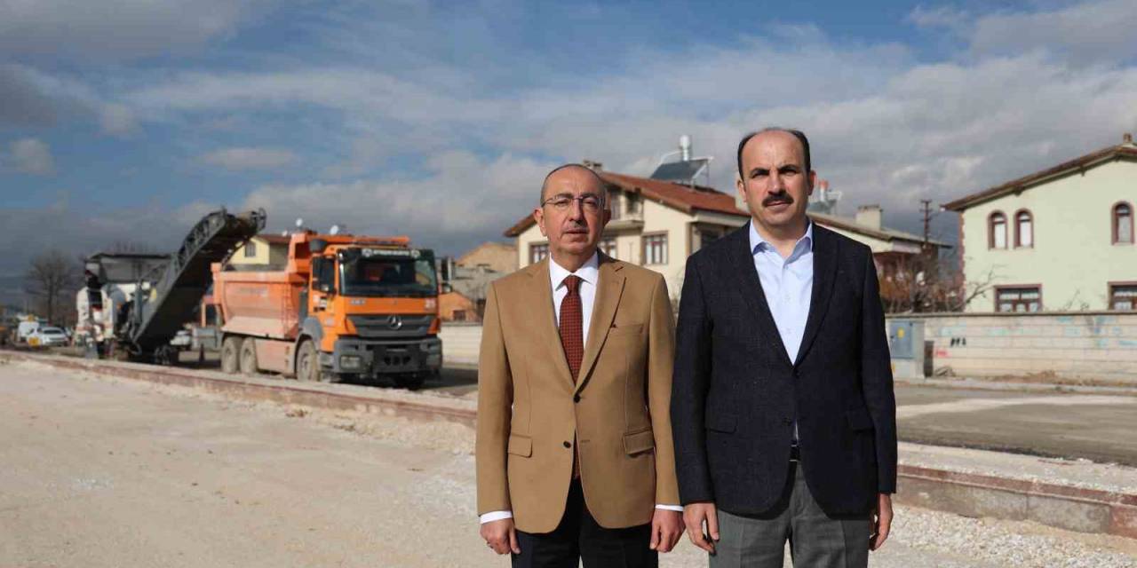 Başkan Altay Ve Başkan Kavuş Necmettin Erbakan Caddesini İnceledi