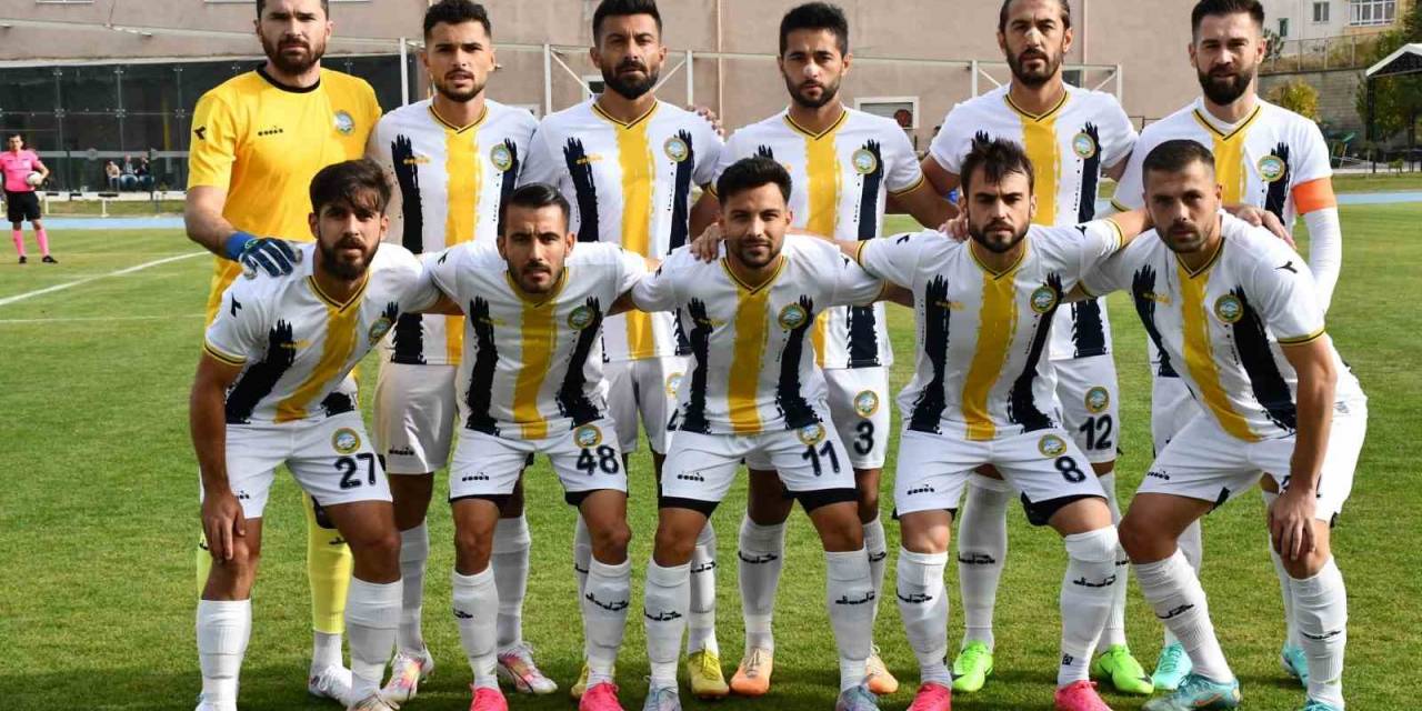 Talasgücü Belediyespor İlk Yarıda 17 Gol Attı