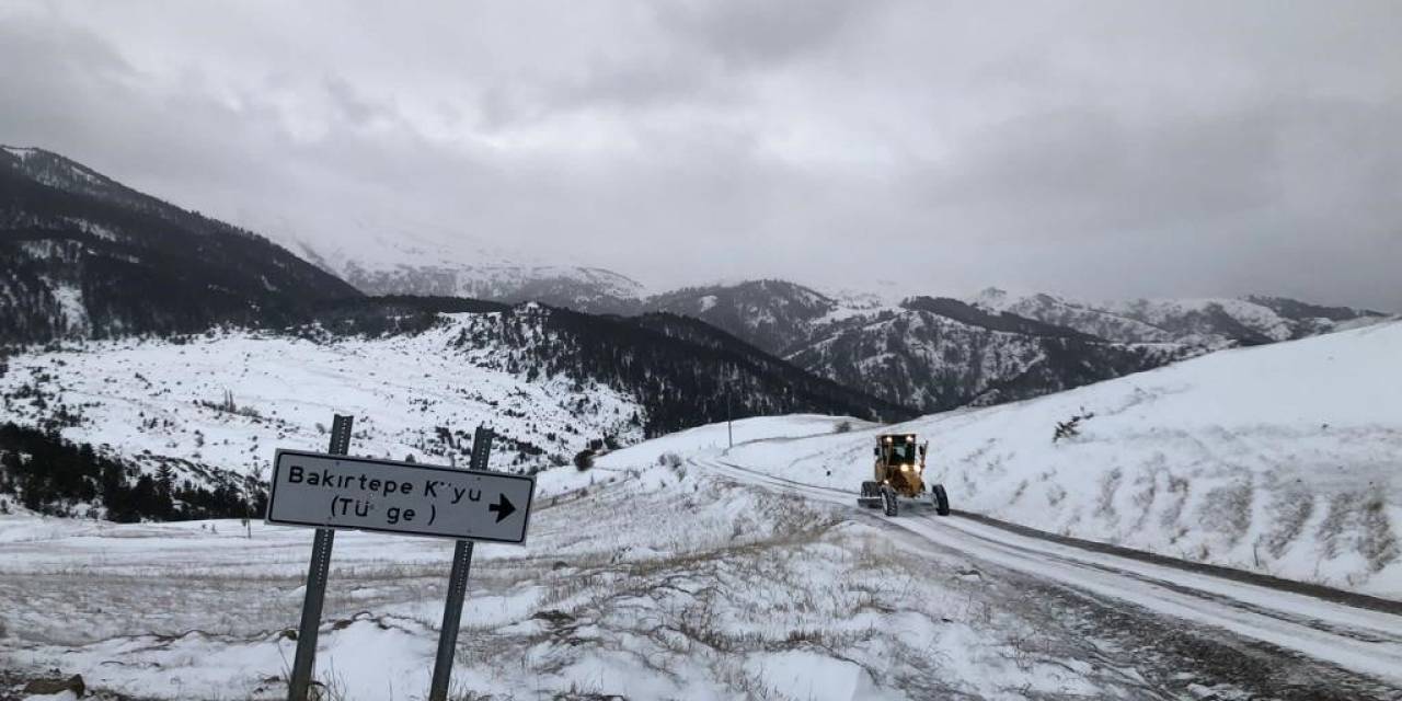 Artvin’de 73 Köy Yolu Ulaşıma Kapandı