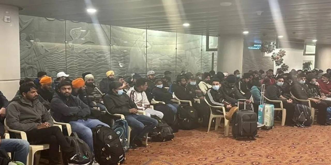 Kaçakçılık Şüphesiyle Fransa’da 4 Gün Tutulan Yolcu Uçağı Hindistan’a İndi