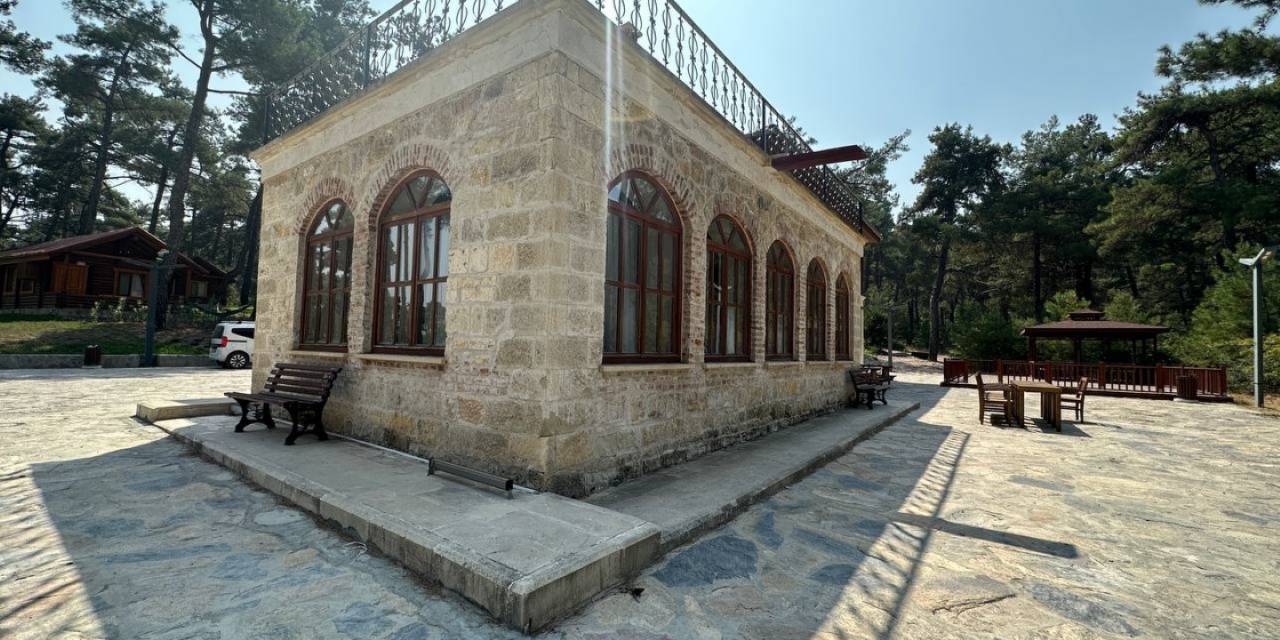Konakpınar Gençlik Merkezi Vatandaşları Bekliyor