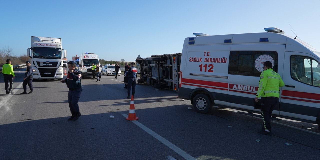 Edirne-istanbul Tem Otoyolu Kaza Nedeniyle Kapandı