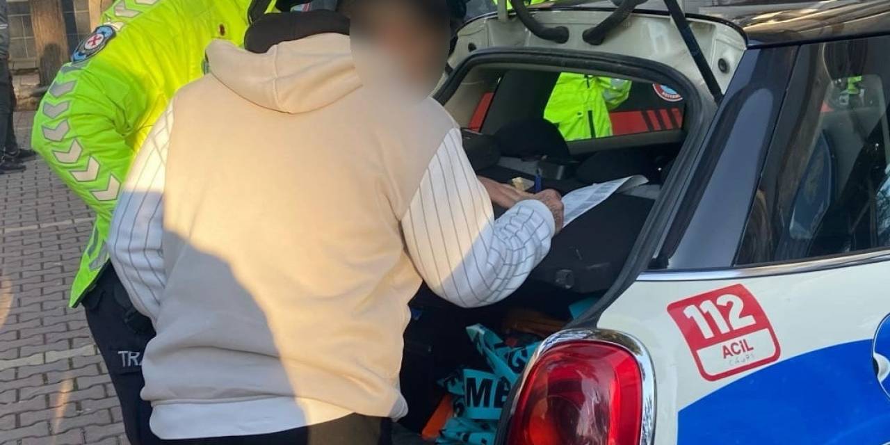 Trafiği Tehlikeye Düşüren Sürücüye 9 Bin 951 Tl Ceza Kesildi