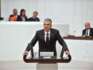 Mhp’li Tarkan Akıllı: "Türk Milleti Ayağa Kalkacak"