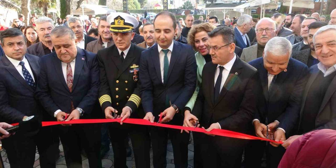 Ev Hanımlarının El Emekleri Fuarda Görücüye Çıktı