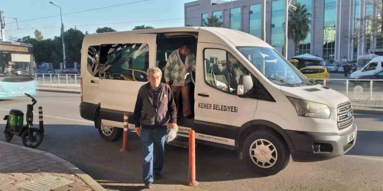 Kemer Belediyesi’nden Hasta Vatandaşlara Ücretsiz Taşıma
