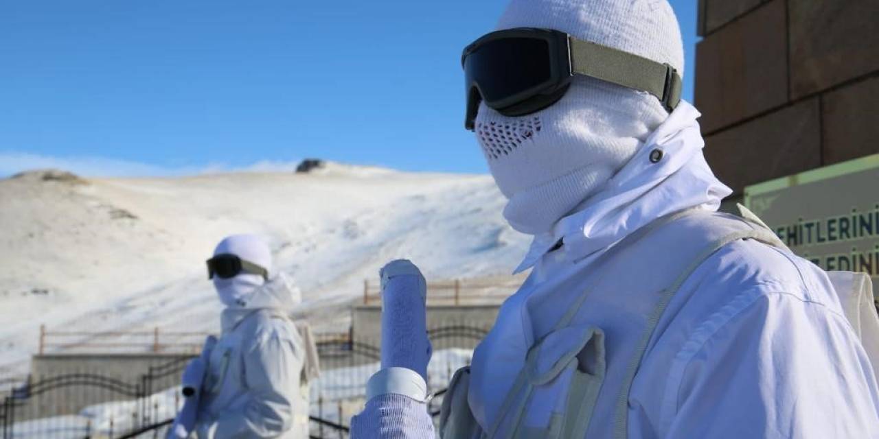 Allahuekber Şehitleri Şenkaya ’bardız’da Anıldı