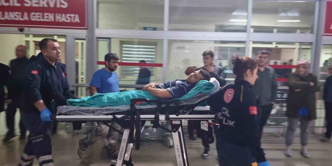 Arkadaşını Yaraladı, Aracında Başından Vurulmuş Halde Bulundu