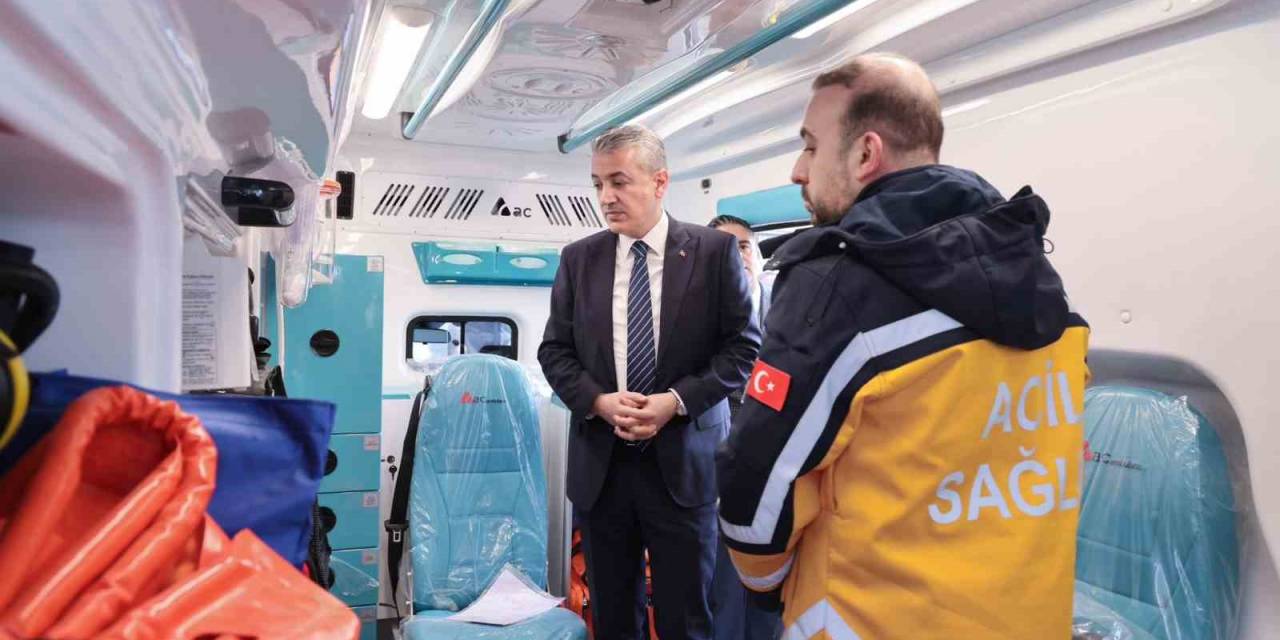 Mardin’de 4 Yeni Ambulans Hizmete Girdi