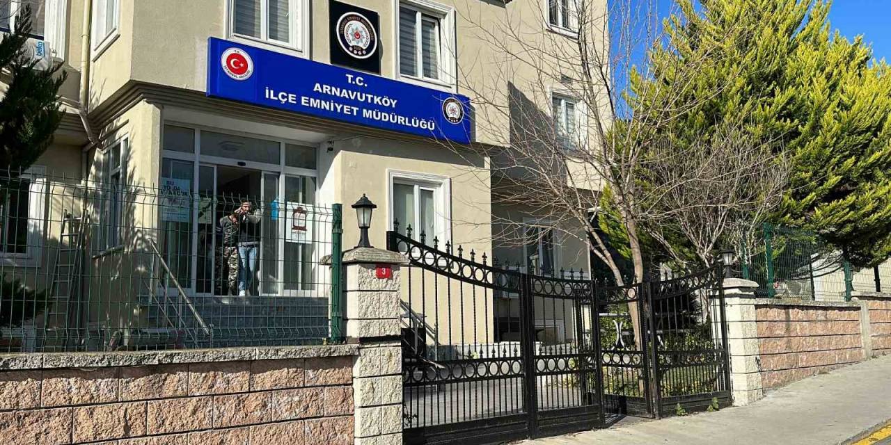 İstanbul’da Bir Taksici İyilik Yapmak İstediği Kişiler Tarafından Gasp Edilmişti: O Gaspçılar Yakalandı
