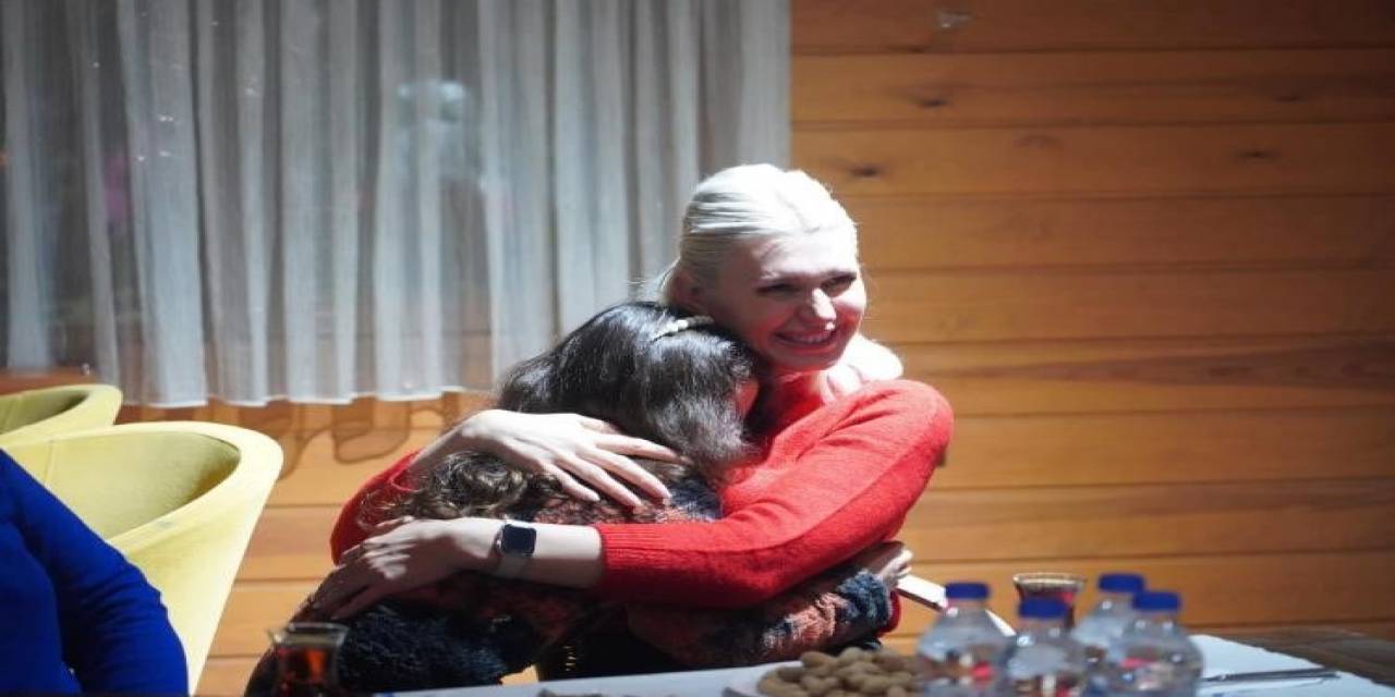 Başkan Subaşı Daveti Geri Çevirmedi Kadınların Gününe Katıldı