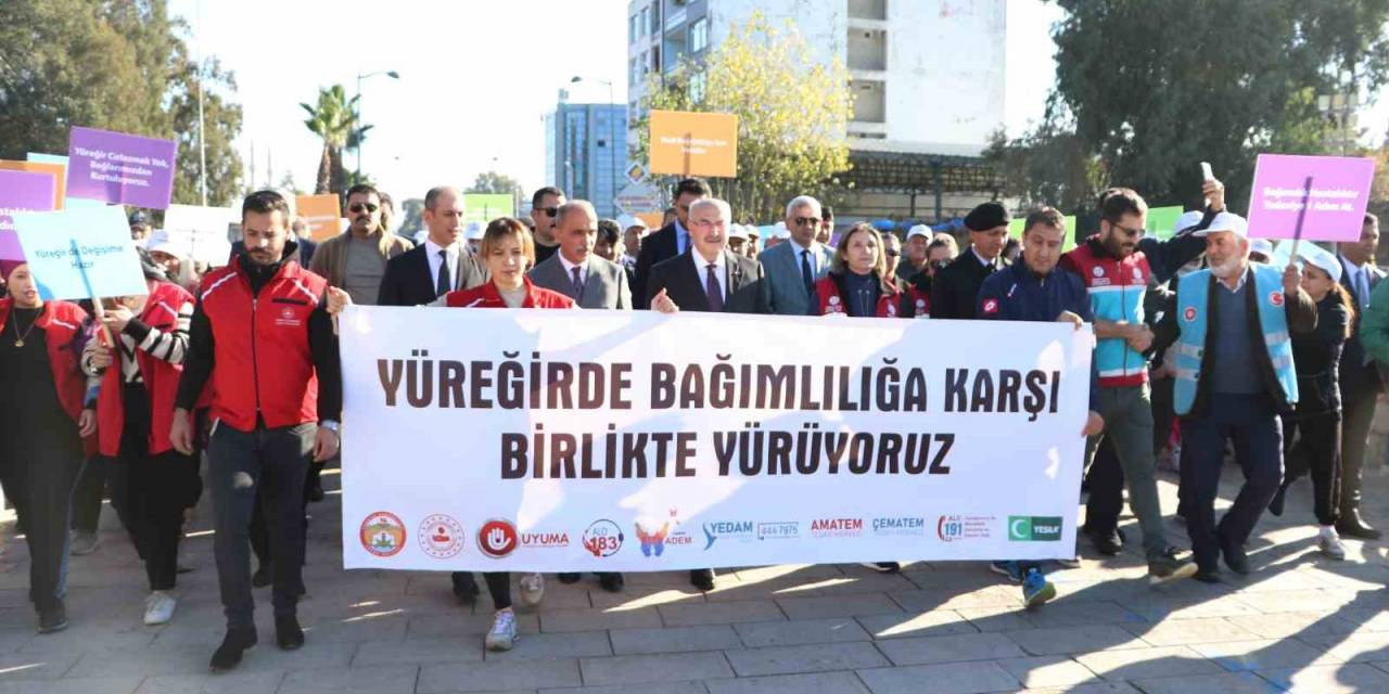 Adana’da 750 Kişi Bağımlılığa Karşı Yürüdü