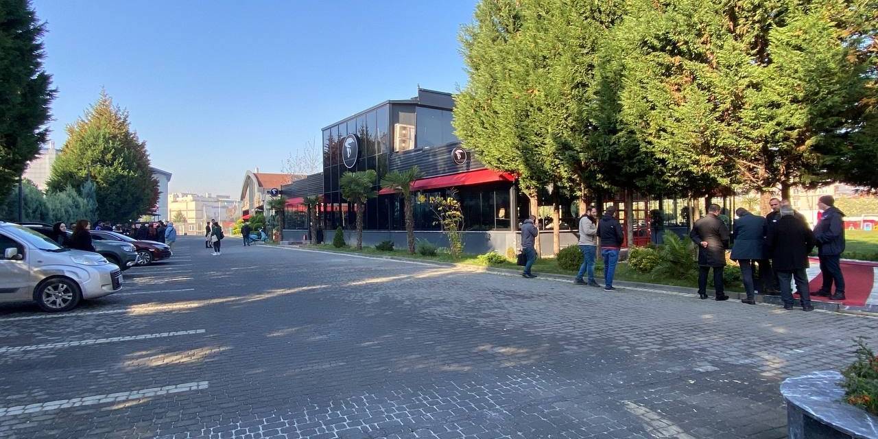 Ünlü Tesis Mühürlendi