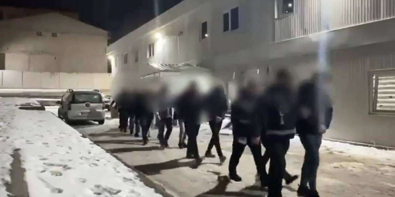 Van’da Kopya Operasyon: 17 Gözaltı