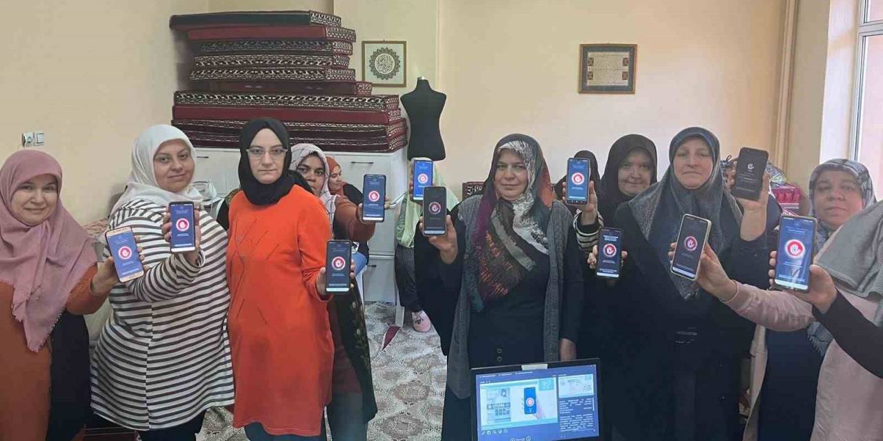 62 Anne Ve Anne Adayına Uyuşturucu İle Mücadele Eğitimi