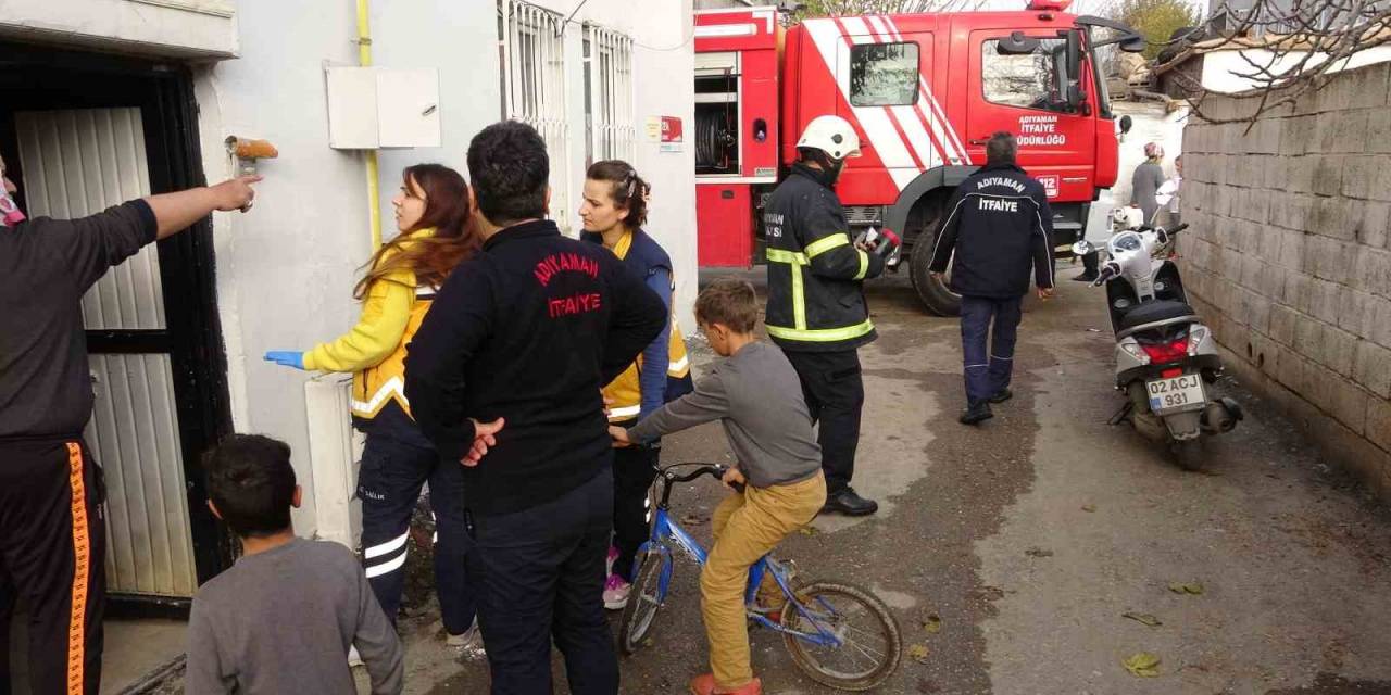 Çamaşır Makinesinden Çıkan Yangın Korkuttu
