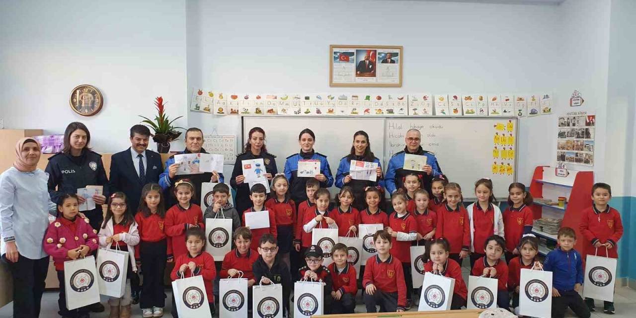 Samsun Emniyet Müdürü’nden Minikleri Sevindiren Hediyeler