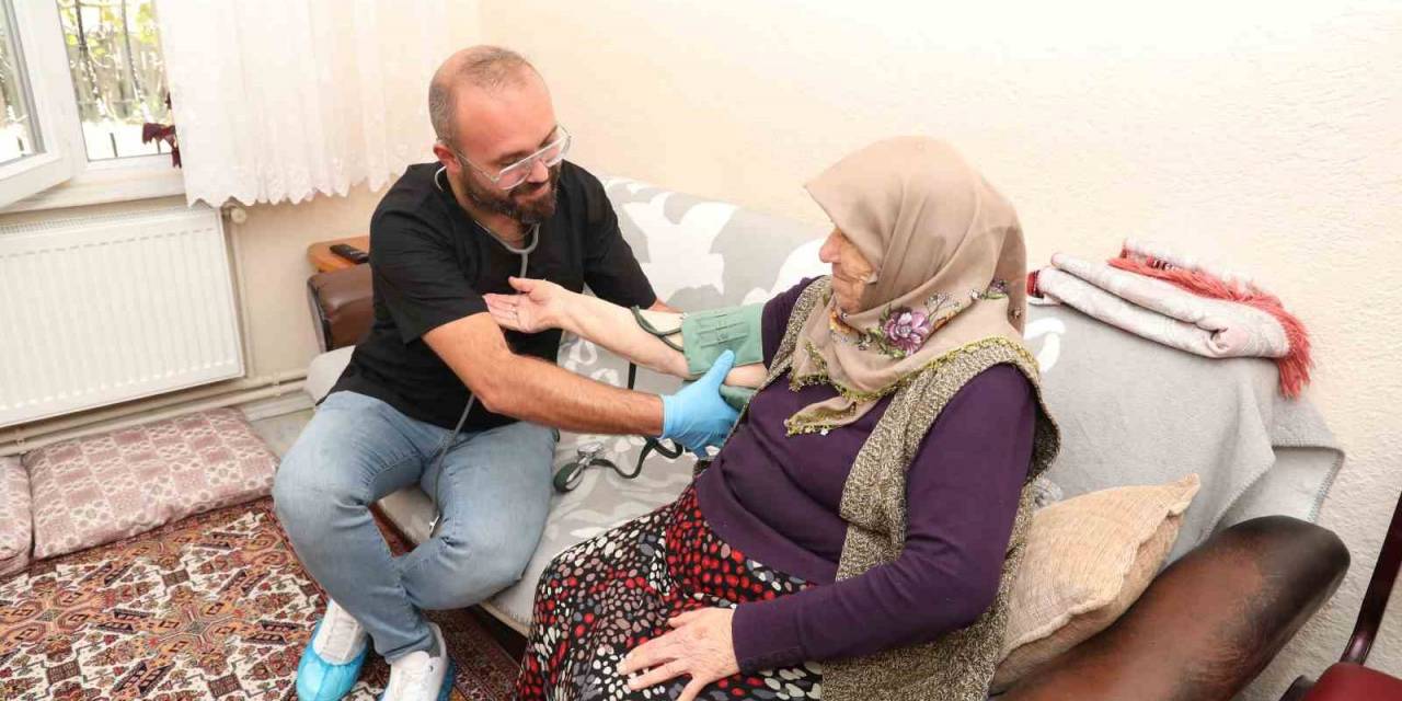 Yaşlı Çiftten Kazım Kurt’a Hayır Duası