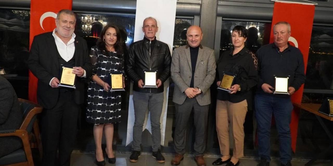 Altınova Belediyesi’nden Emekli Personele Vefa Gecesi