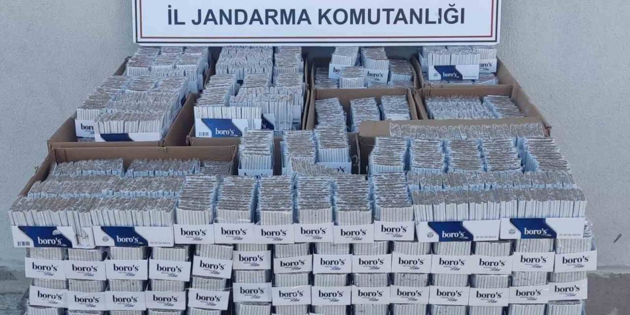 Jandarma 160 Bin Adet Doldurulmuş Makaron Ele Geçirdi