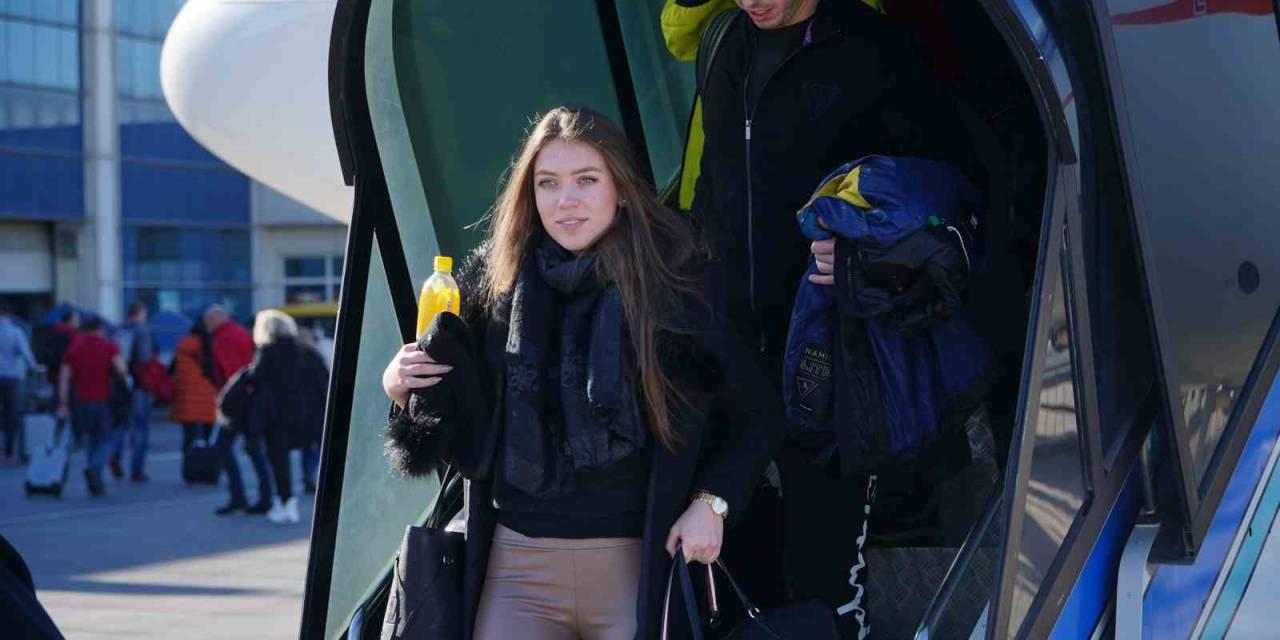 Erciyes Kayak Merkezi’ne Sezonun İlk Charter Seferi Çekya Cumhuriyeti’nden