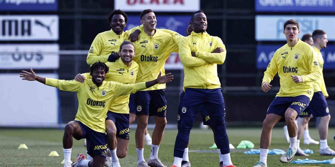 Fenerbahçe, Süper Kupa Maçı Hazırlıklarının İstanbul Etabını Tamamlandı