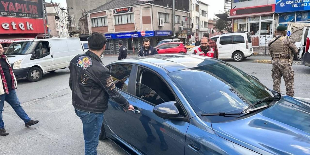 Şişli’de Yılbaşı Öncesi Asayiş Denetimi: 3 Gözaltı