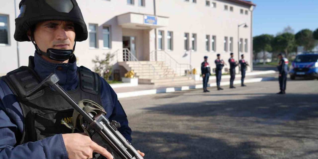 Jandarma Her Zaman Ve Her Yerde