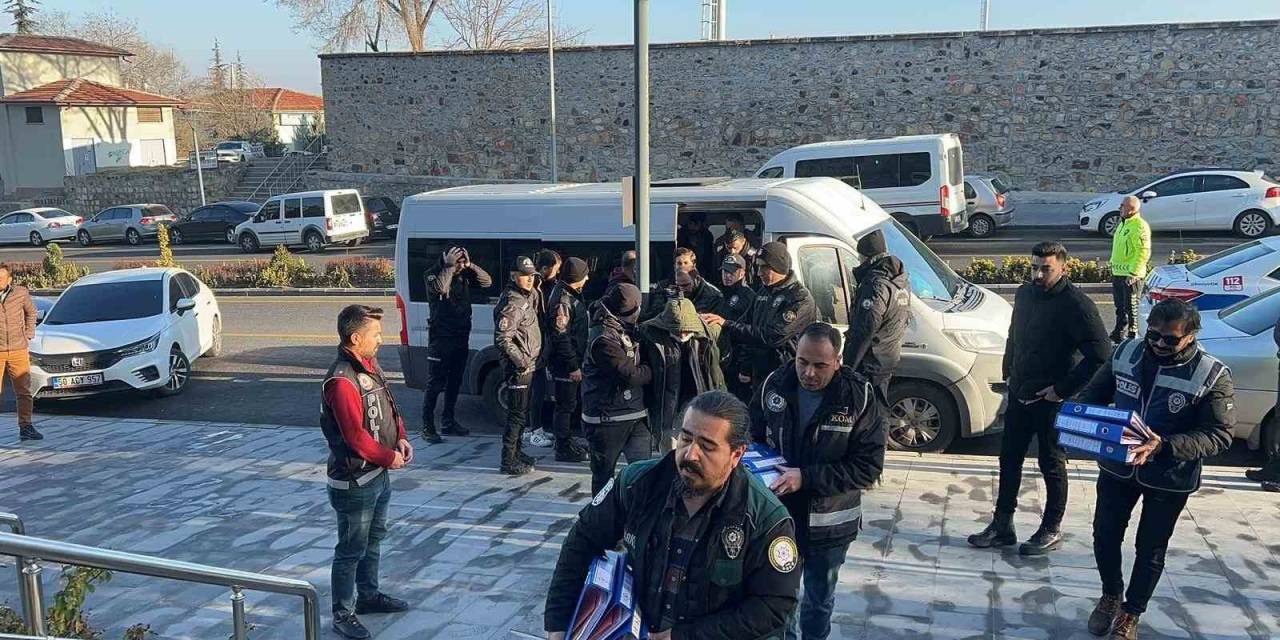Nevşehir’deki Narkotik Operasyonunda 32 Şüpheli Adliyeye Sevk Edildi