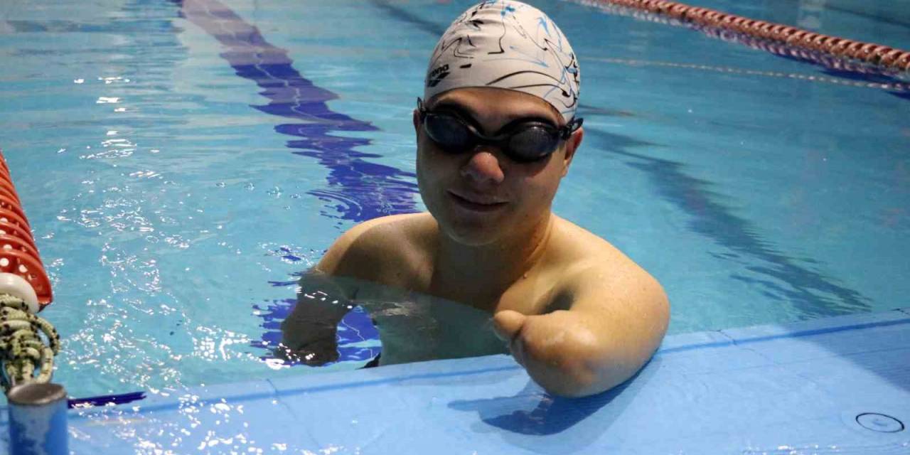 Milli Takım Kampına Davet Edilen Paralimpik Sporcular, Şampiyonluk İçin Kulaç Atıyor