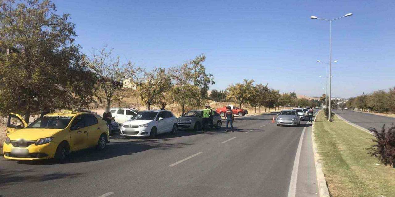 Yılbaşı Öncesi Yapılan Şok Uygulamada Aranan 82 Şahıs Yakalandı