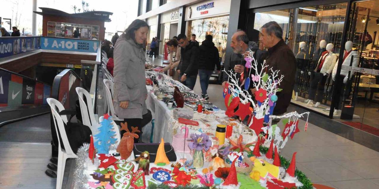 Menteşe Belediyesi Tarafından Yılsonu Sergisi Düzendi