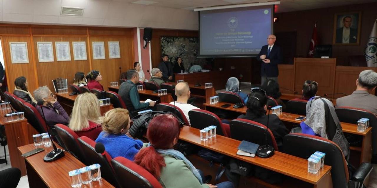 Odunpazarı’ndan Hayvan Severlere Yerel Hayvan Koruma Görevlisi Eğitimi