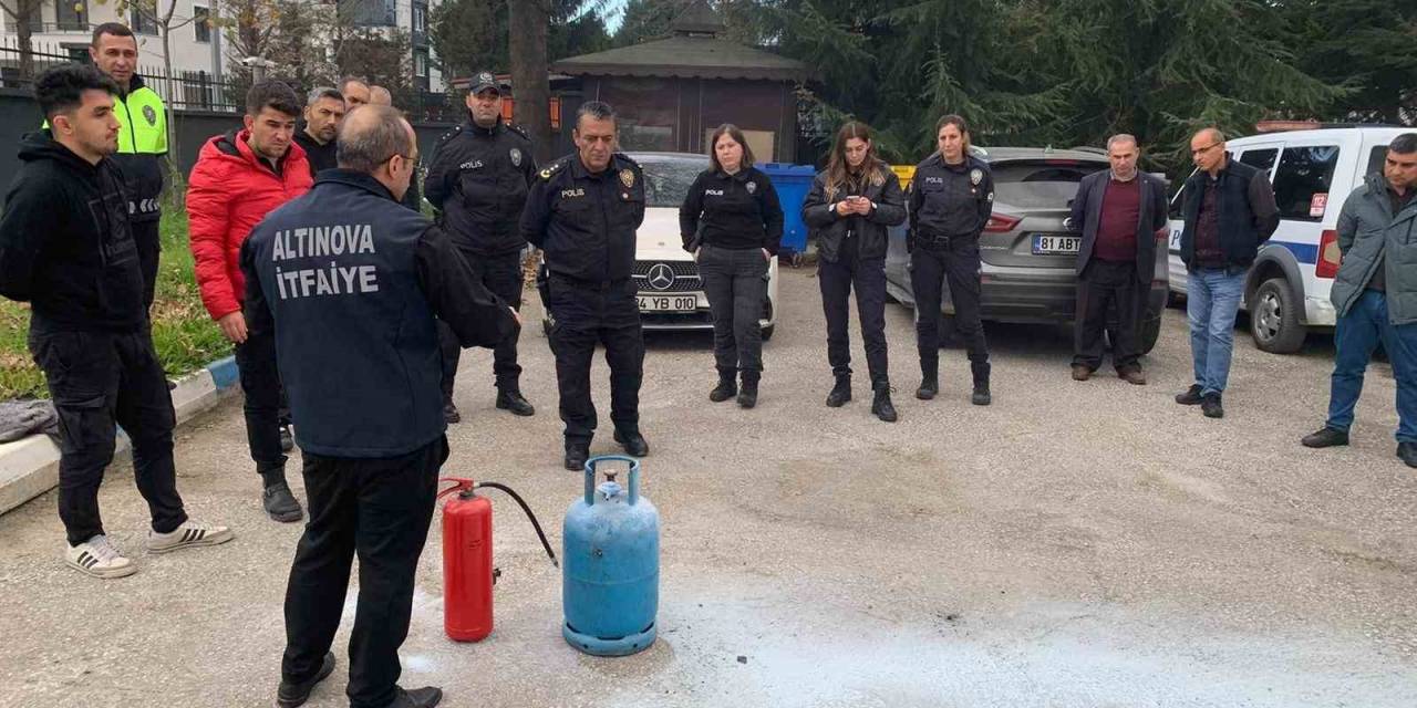 İlçe Emniyet Personeline Yangın Eğitimi