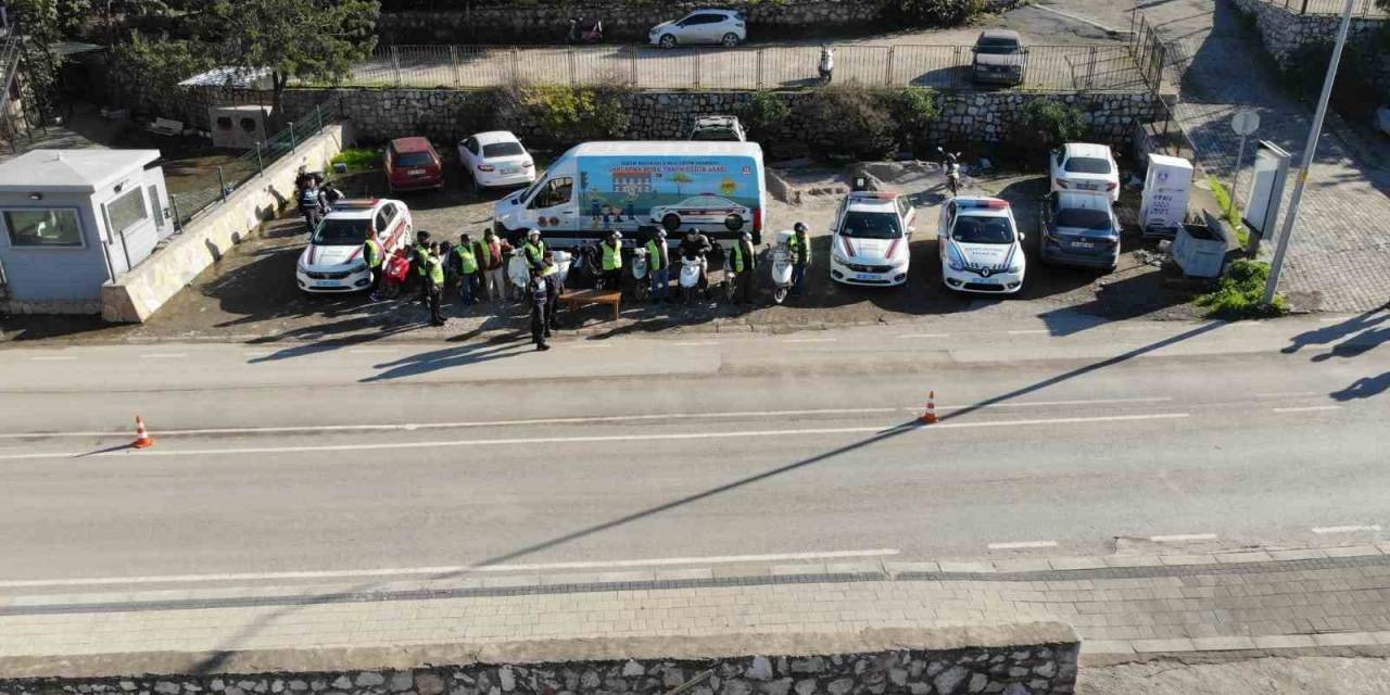 Jandarma, Önce Kask Sonra Eğitim Verdi