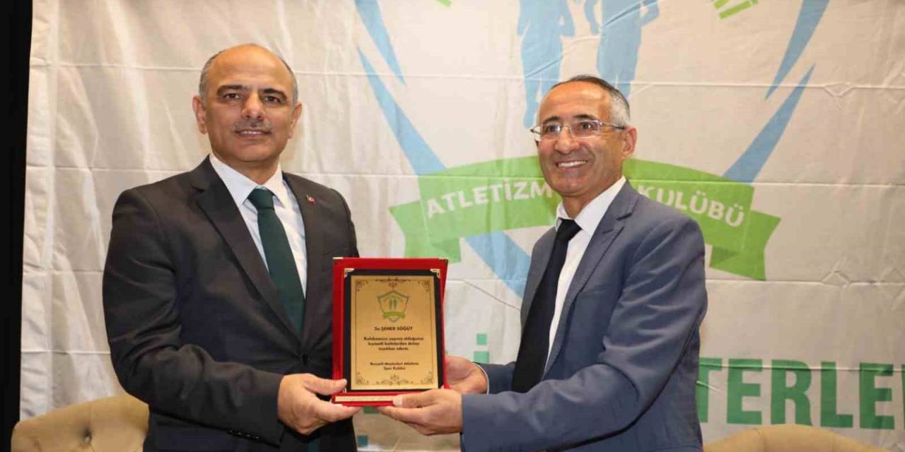 Başarılı Atletizmciler Yemekte Bir Araya Geldi