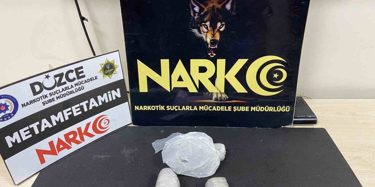 Araçta Bulunan Şahsın İhbarı İle Gerçek Ortaya Çıktı