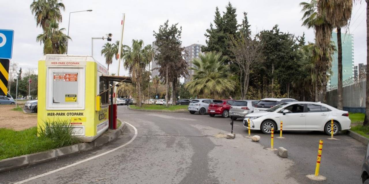 Mersin Büyükşehir Belediyesi Otoparkları İle Park Sorunu Ortadan Kalkıyor