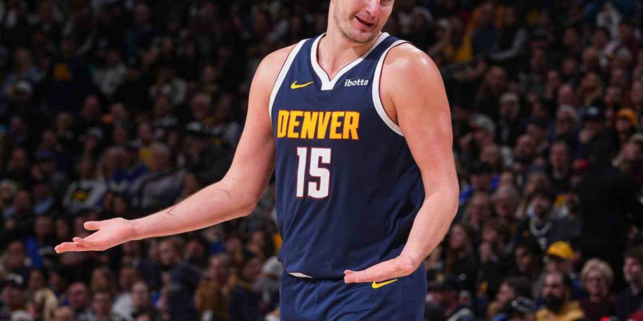 Nikola Jokic’in Tarihe Geçtiği Maçta Nuggets, Grizzlies’ı Farklı Yendi