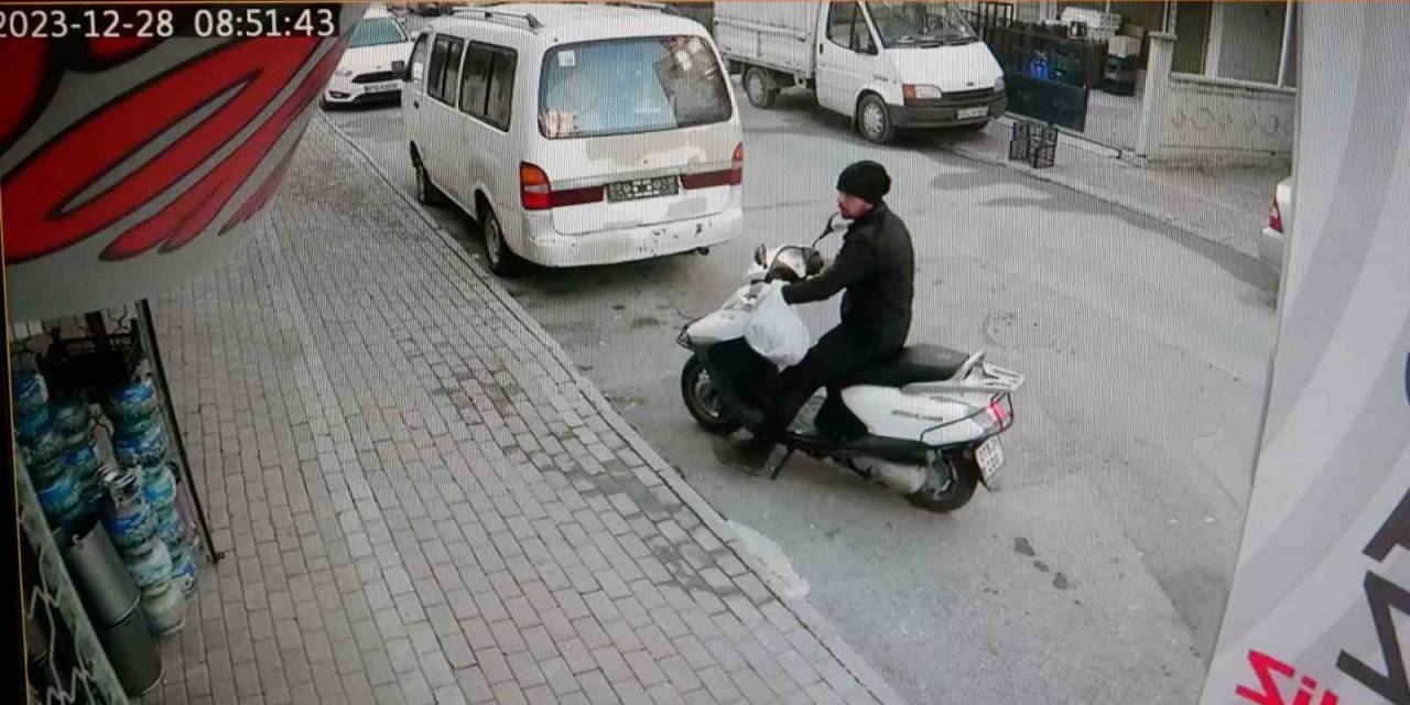 Anahtarını Üzerinde Bıraktığı 75 Bin Tl’lik Motosikleti Çalındı
