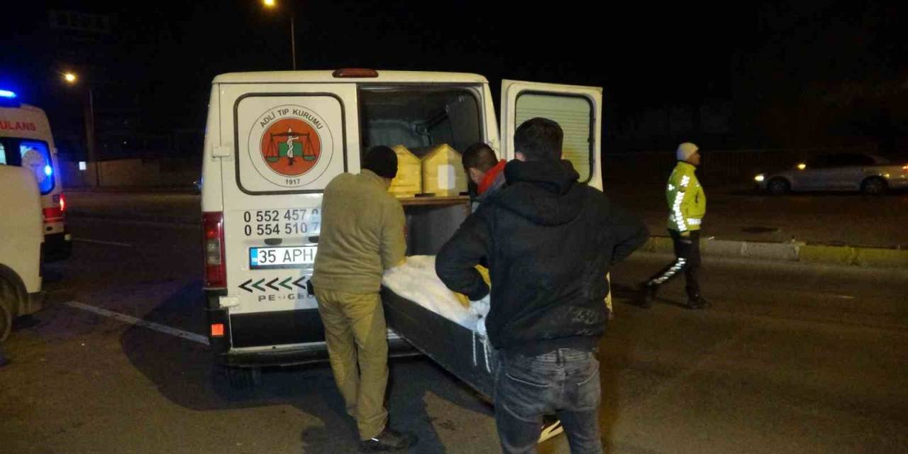 Karşı Şeride Geçen Hafif Ticari Araçta Ölen Sürücünün Kimliği Belirlendi