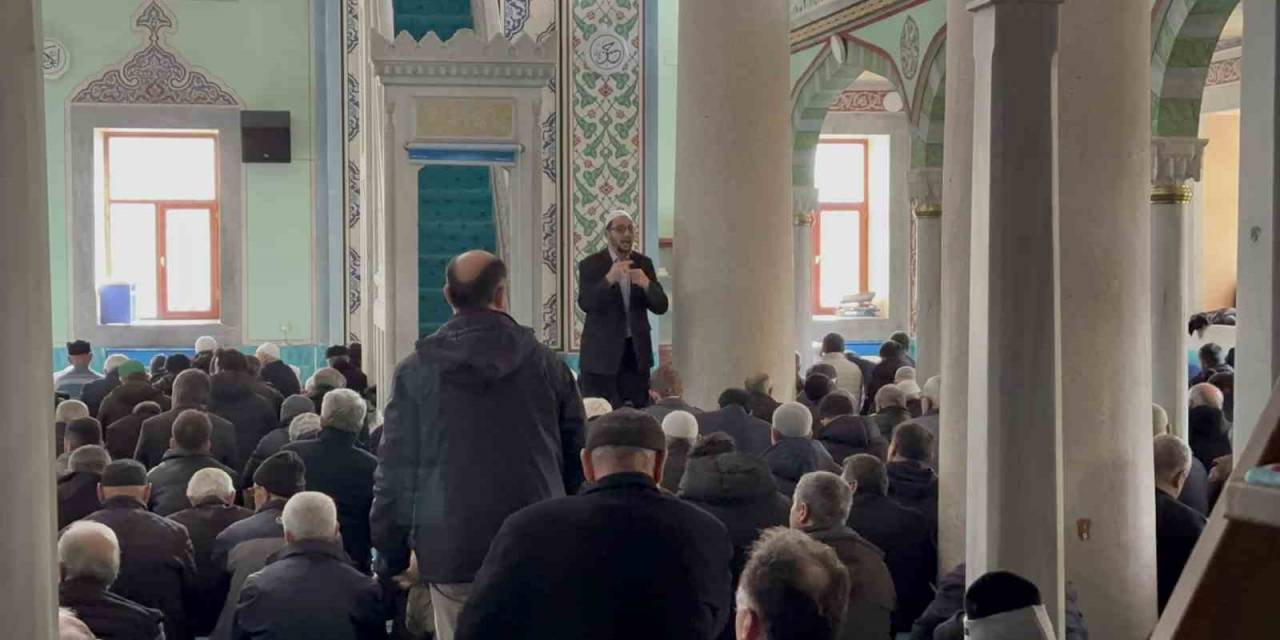 İşitme Engelliler Artık Cuma Hutbelerini Anlayabiliyor